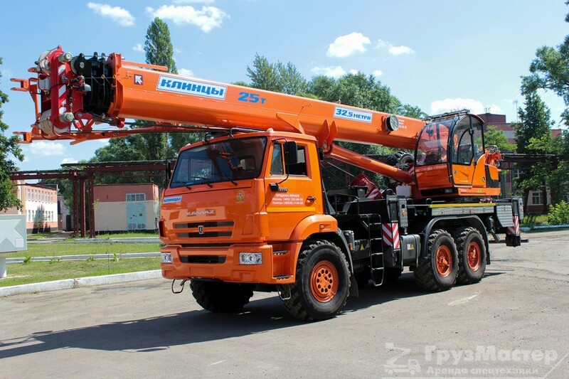 Автокран 25 тонн (31)